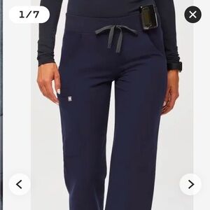 Figs Kade Cargo Scrub Pants Navy
